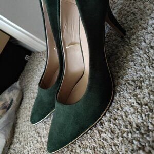 Marc Fisher NYC Green Heels with Gold Trim